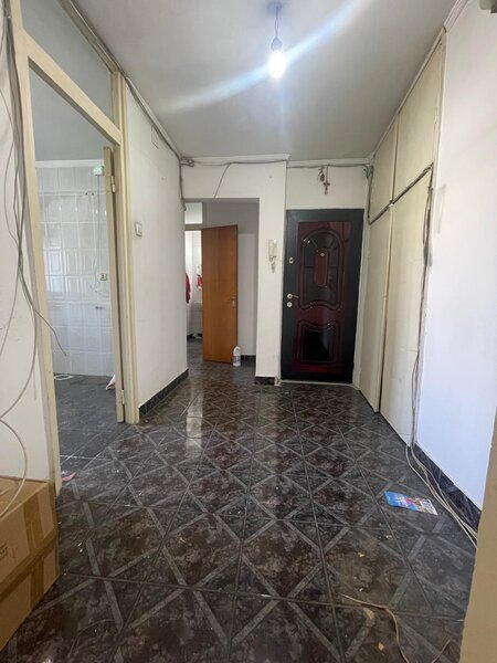 Militari (Dezrobirii - la 5 min. metrou Gorjului)